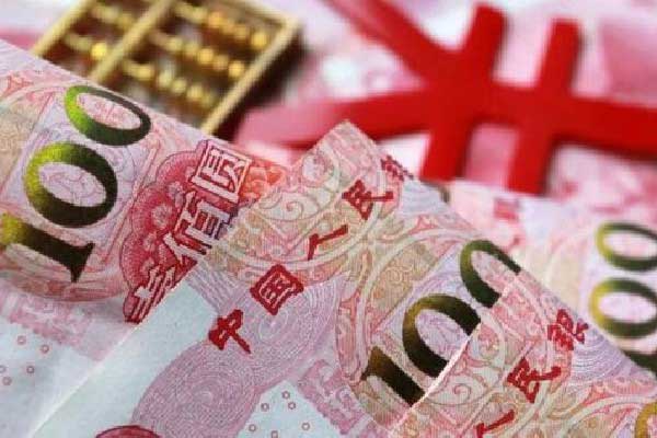 英国内阁全员表态支持 首相大位岌岌可危的斯塔默暂获喘息
