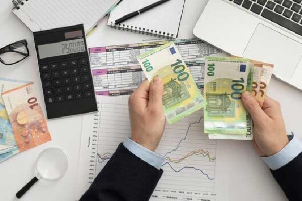 联邦住房金融局局长：特朗普一两个月内将决定房利美和房地美IPO事宜